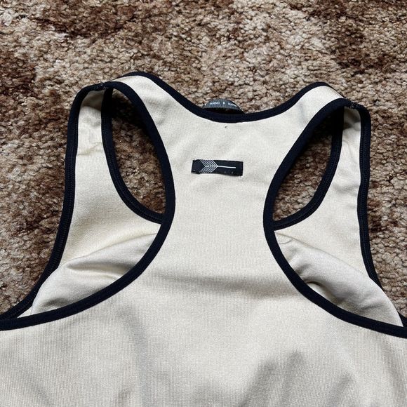 Oiselle Sports Bra Women's Size Small Tan - Picture 7 of 7